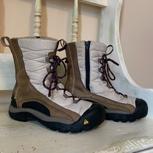 Women’s Keen Winter Boots Size 8 (runs small)